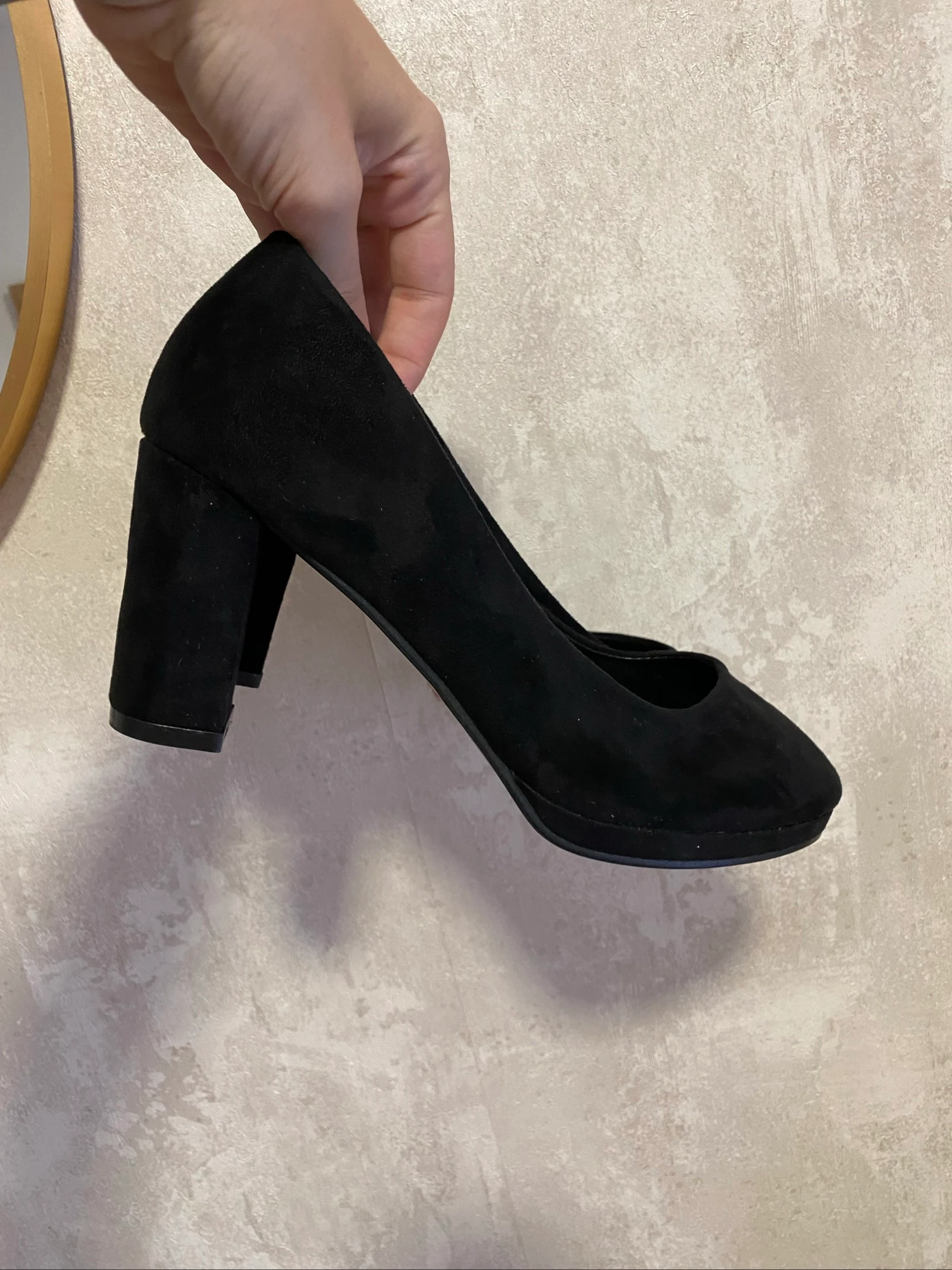 Zapatos negros de tacon 